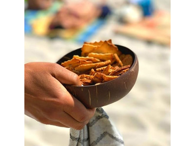 Ciotola di Cocco Incisa Mezze di Guscio di Cocco Grande Set di Servizio Portacibo Naturale